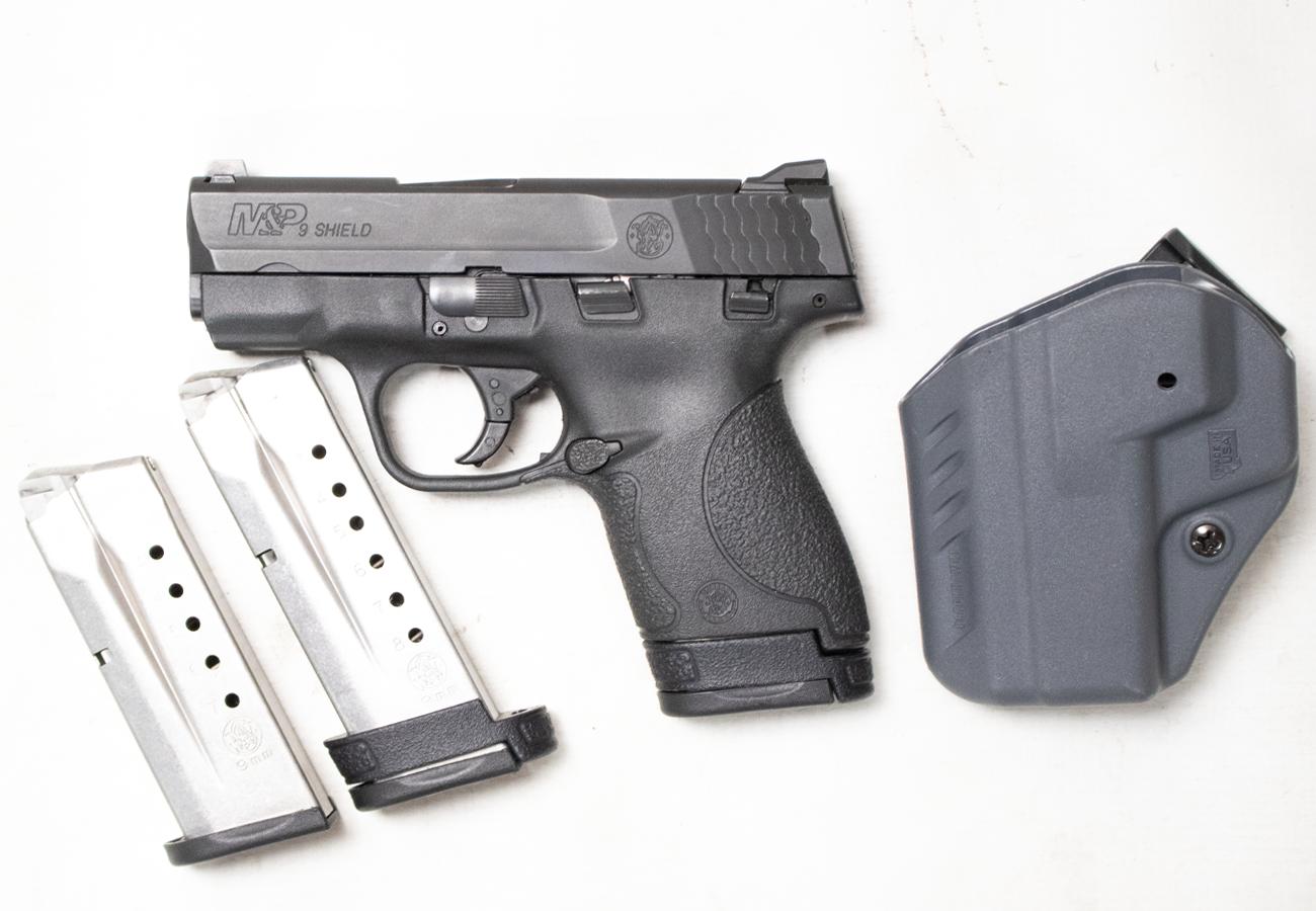 SMITH AND WESSON M&P9 Shield  9mm Police Trade-In Semi-Auto Pistol with Three Magazines and Holster